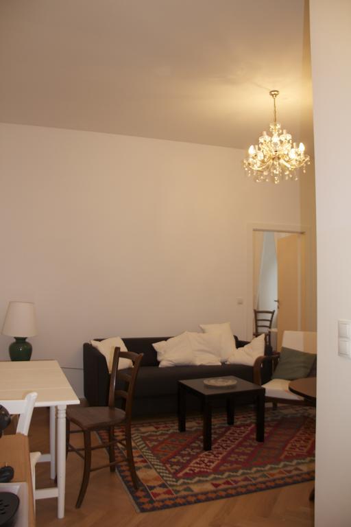 Premarental Viena Quarto foto